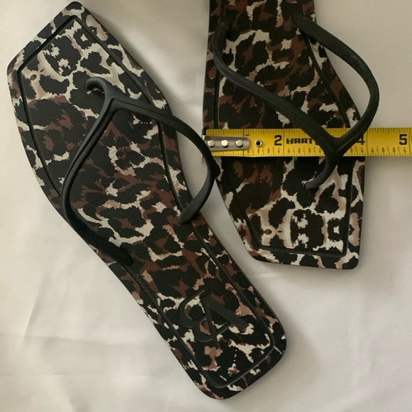 VERONICA BEARD Analee Leopard Print Sandals - NWOT - Picture 14 of 16